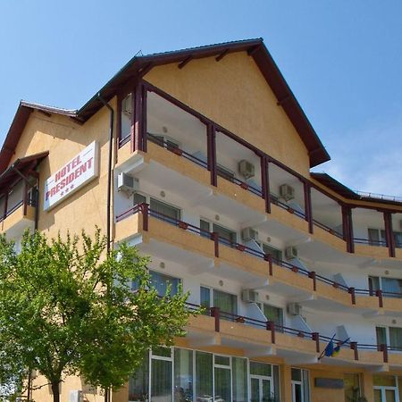 总统酒店 Băile Olăneşti 外观 照片
